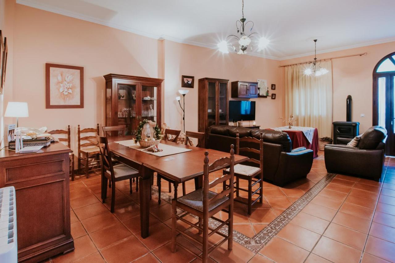 Casa Rural Con Jacuzzi, Sauna, Barbacoa Y Barra Cabeza la Vaca Kültér fotó